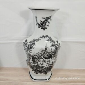 Chinese "Dechang Taoci" Porcelain 12" Vase Formalities by Baum‎ Bros.